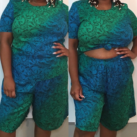 Vintage Beach Blue & Green 2-Piece Shorts Set - Picture 2 of 7